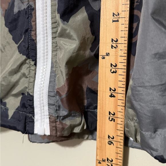 LRG men’s size small lightweight full zip camouflage windbreaker rain jacket - Picture 4 of 11
